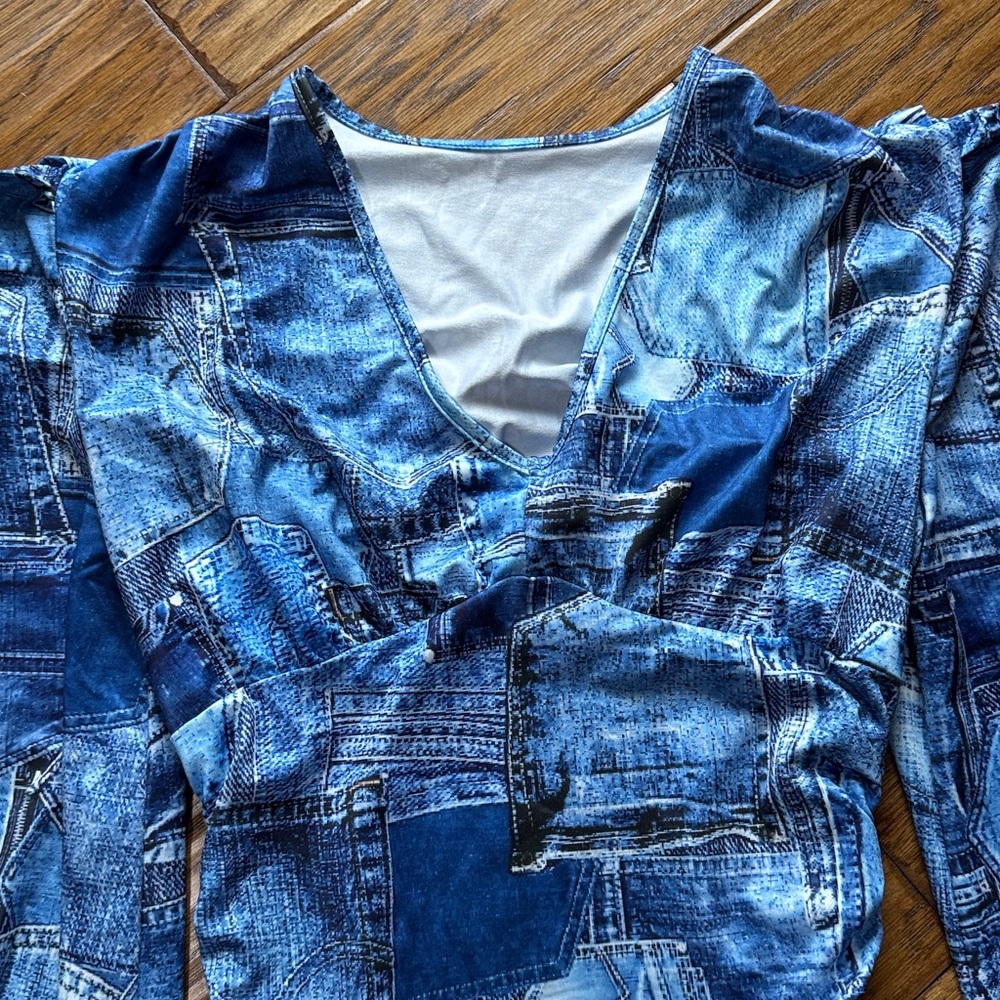 Short new . - Picture 2 of 4